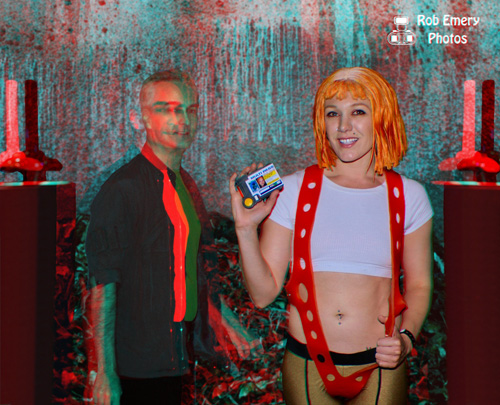 Leeloo Dallas uses her Multipass for boarding ID